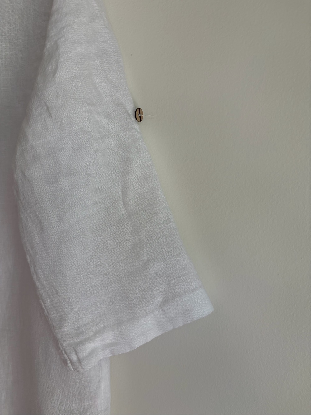 Lungo L'Arno 100% Linen White Pintuck Roll Sleeve Button Down Shirt Size L - Picture 6 of 8